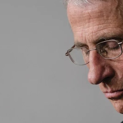 Божьи слова исполнились: Доктор Фаучи внезапно покидает свой&nbsp;пост